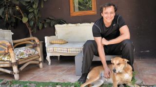 Álvaro Morales: …Son testigos silenciosos de tu historia. Esa es mi relación con los perros…