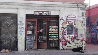 bares chilenos en valparaiso Sanguchería del Topuer